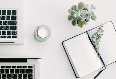 四川峨边县滚石砸中农户，造成3人受伤1人被埋